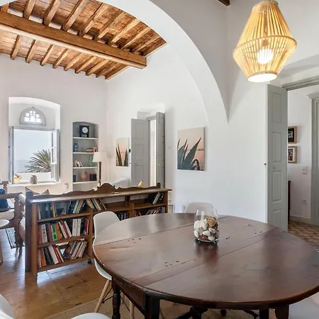 Villa Josephine - 1882 Mykonos Town