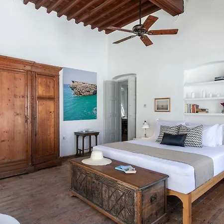 Villa Josephine - 1882 *